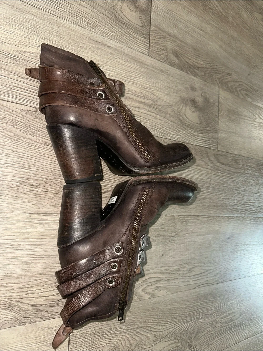 Freebird Blaze Brown Leather Booties Side Buckle Heeled Ankle Boots Size 7 - Picture 9 of 11